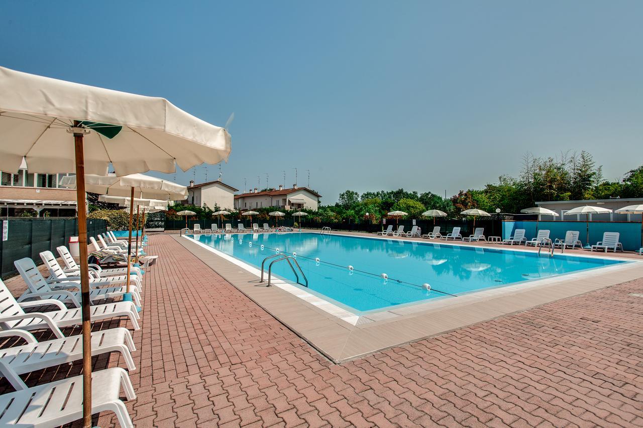 ليدو أدريانو Aparthotel Costa Paradiso المظهر الخارجي الصورة